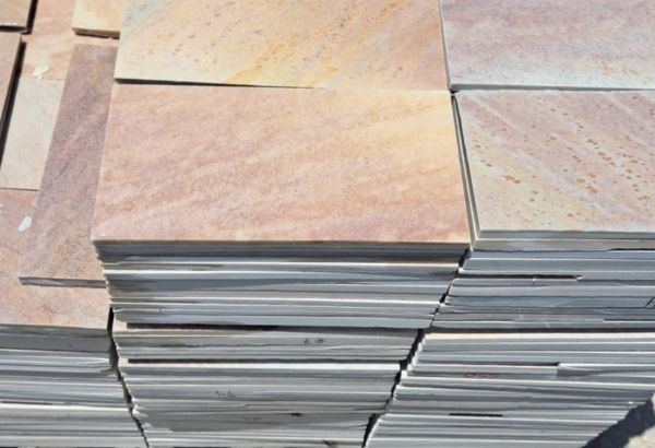 pedra_serrada_retangular_2025